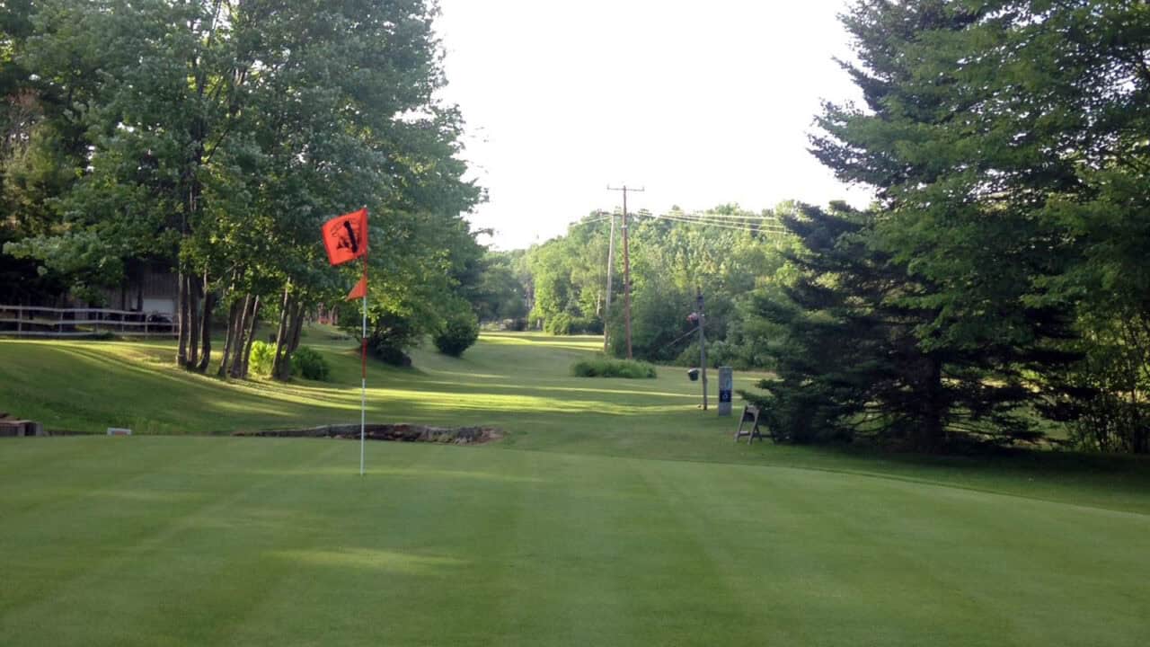 Bolduc Park Par 3 Golf