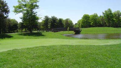 Squirrel Run Country Club