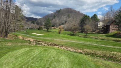 Willow Creek Par 3 Golf Course