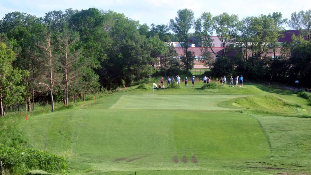 Little Darling Par 3 Course