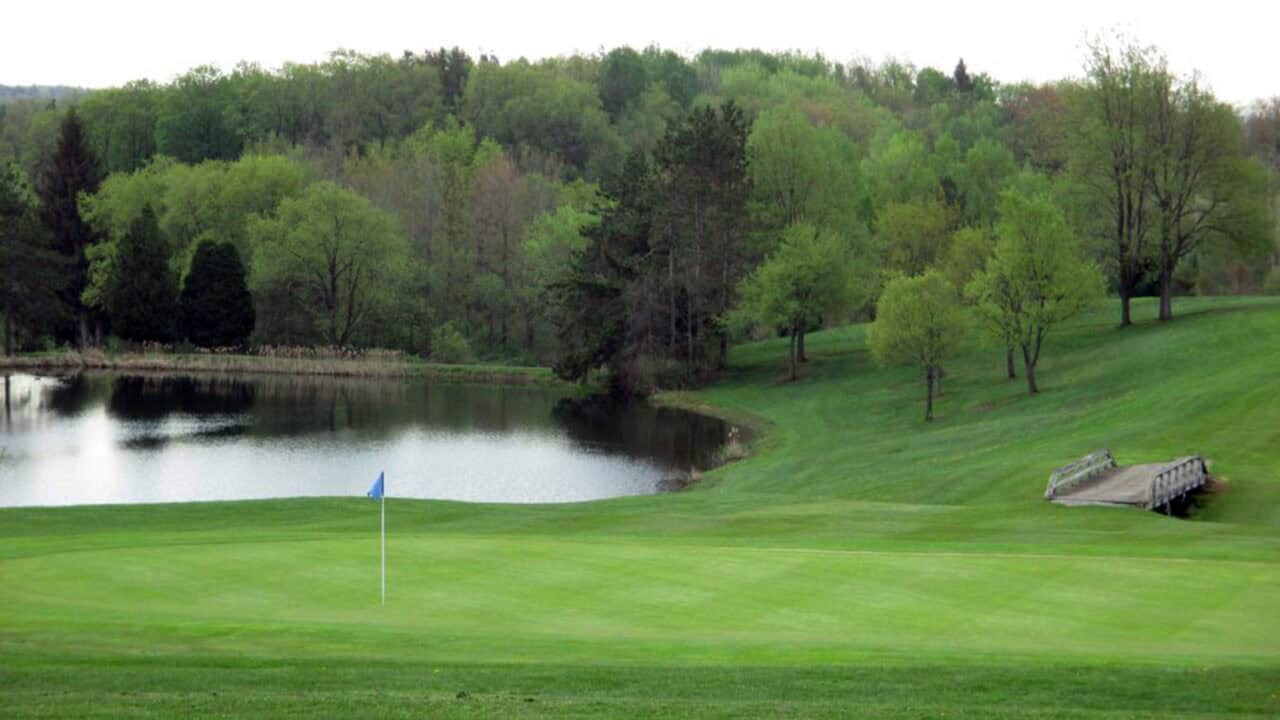 Rolling Hills Par 3 Golf Course