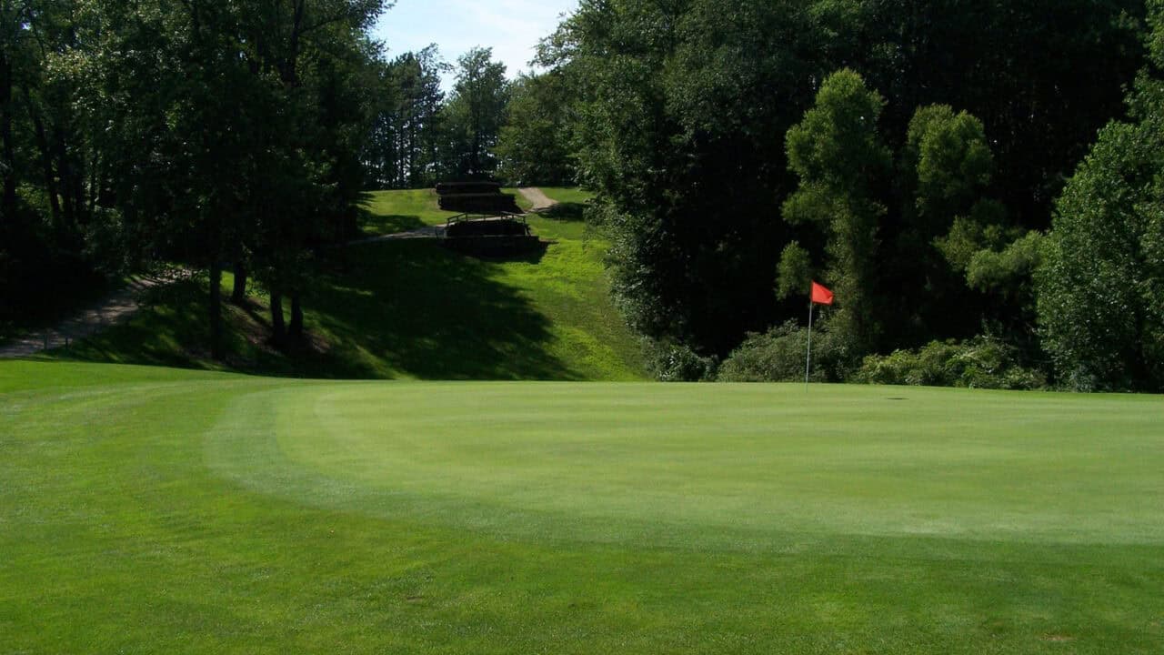 Rolling Hills Par 3 Golf Course