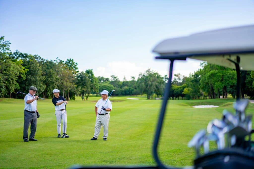 Right Way to Greet Fellow Golfers