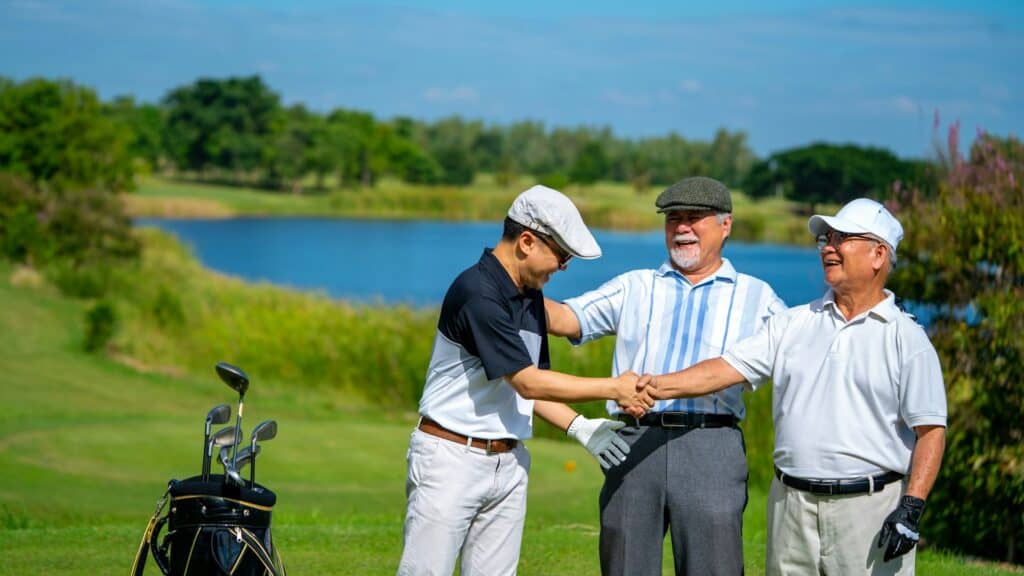Right Way to Greet Fellow Golfers