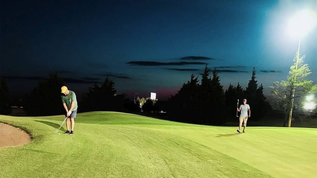 JR's Pub & Grill Golf Course